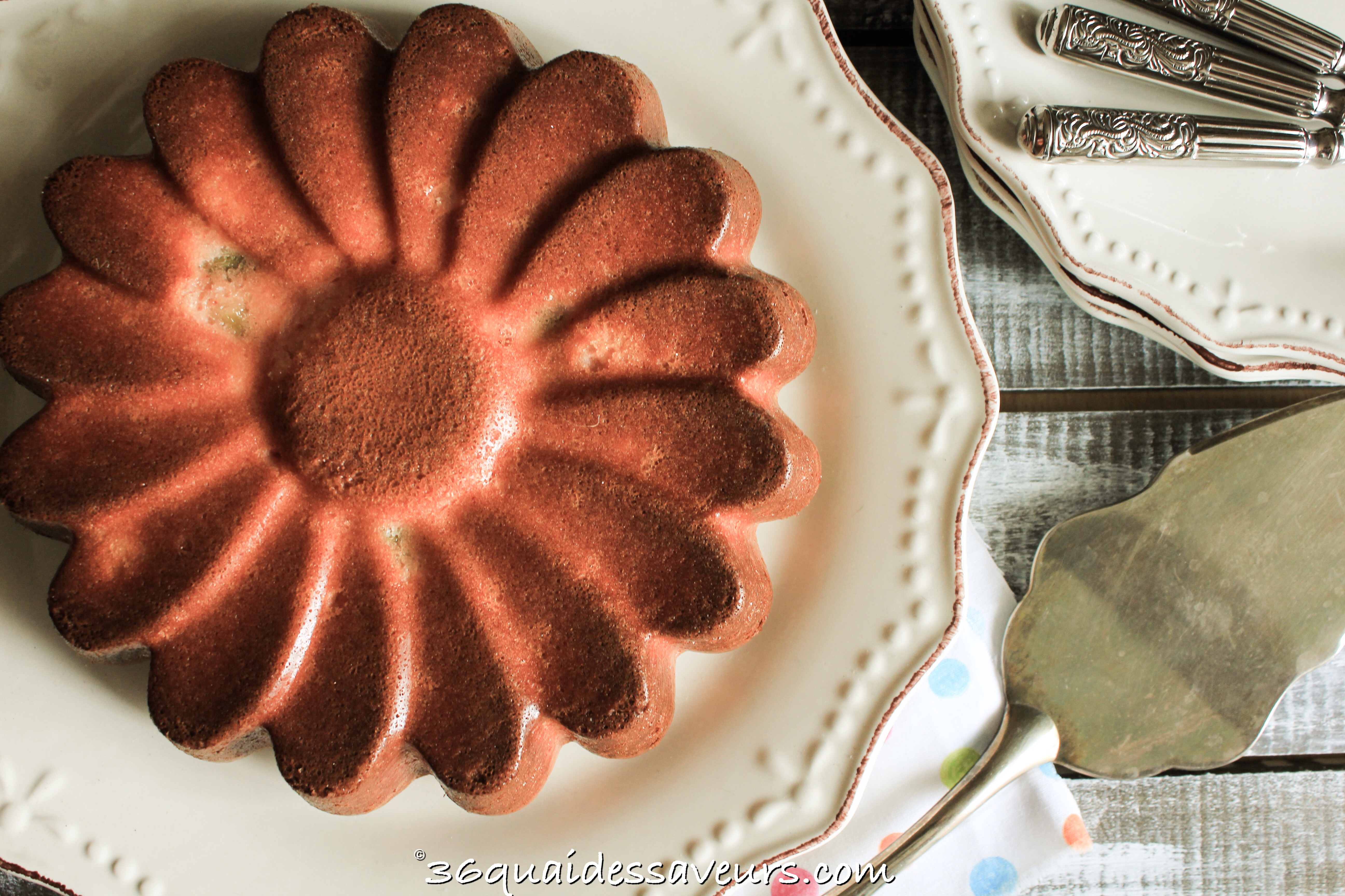 Gateau A La Rhubarbe 36 Quai Des Saveurs